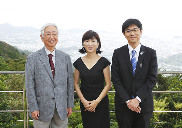 旅がテーマのwebマガジン『マニマニマグ』にて、地元有識者と共に、その土地の魅力を伝える『ジモトアイ～私たちの好き！～蒲郡編』を企画しました